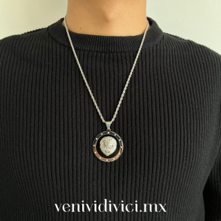 ♡Collar león plateado