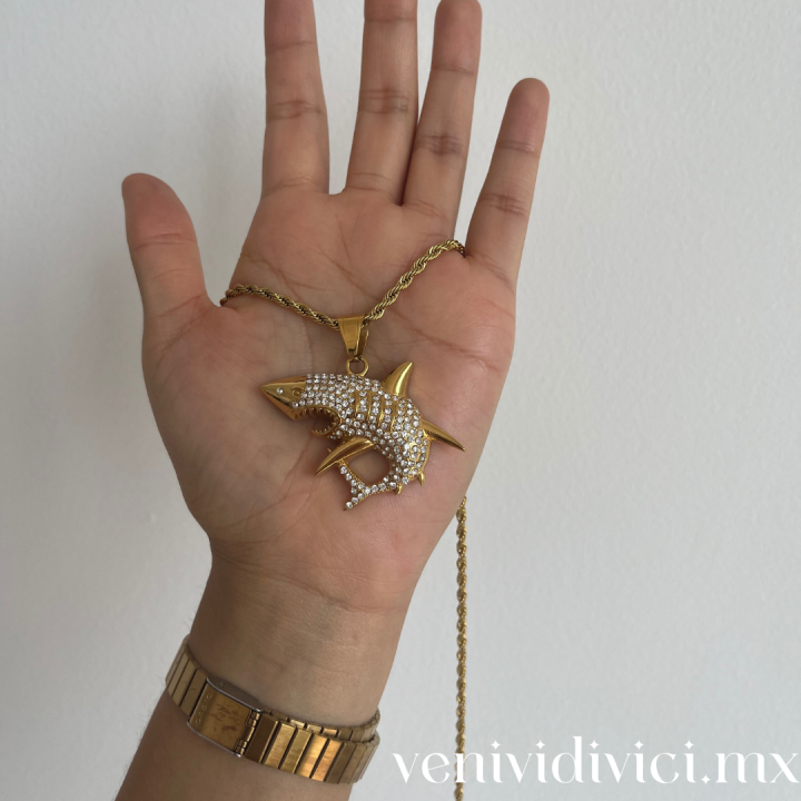 ♡Collar tiburón