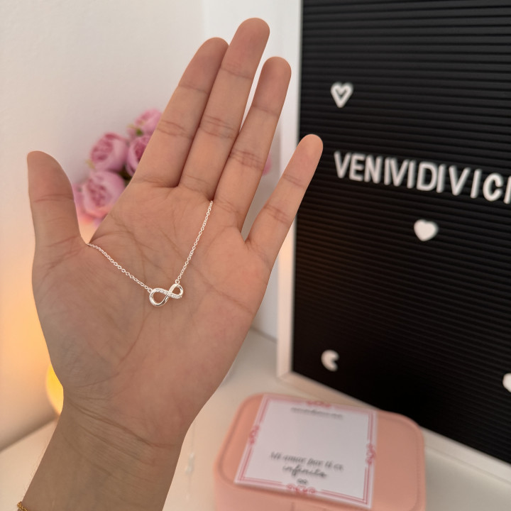 Collar infinito plata