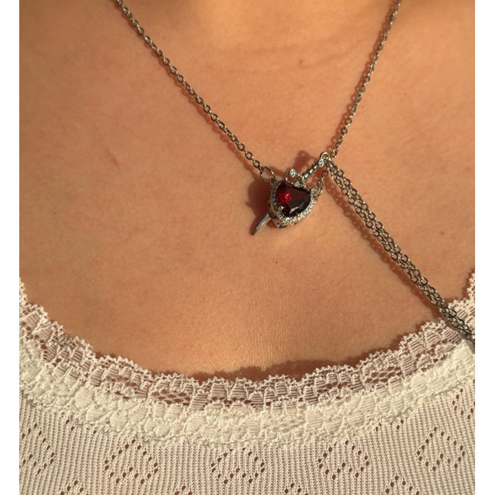 Collar espada y corazón