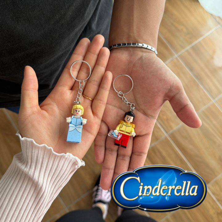 Dúo de llaveros Princesas