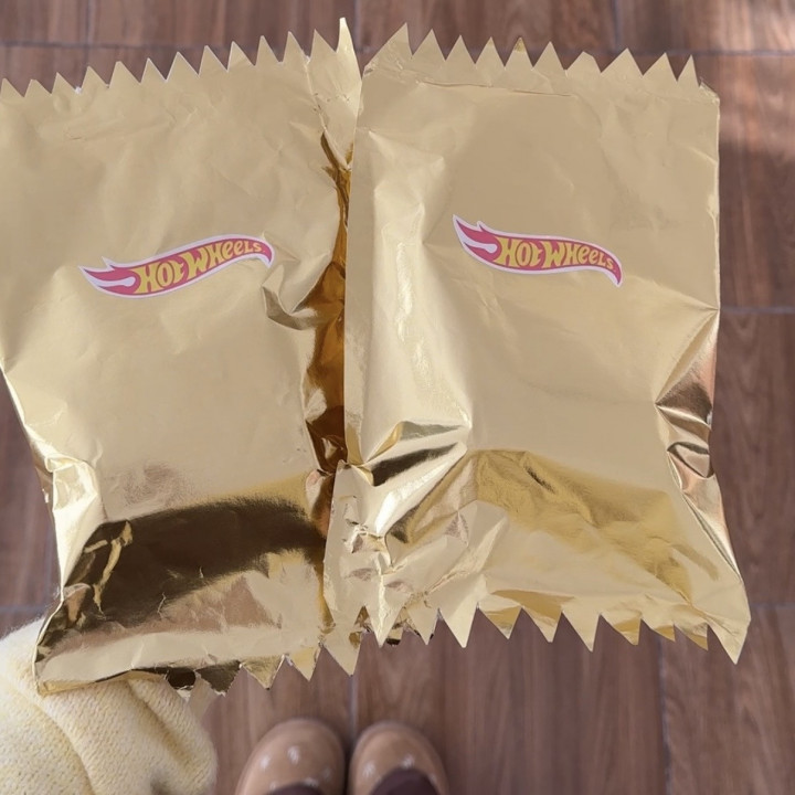 Sobre sorpresa Hot Weels