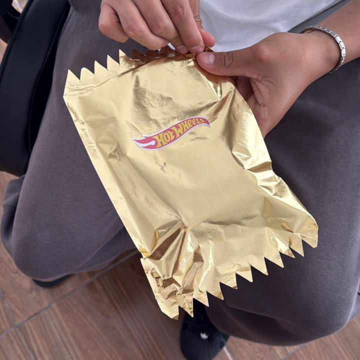 Sobre sorpresa Hot Weels