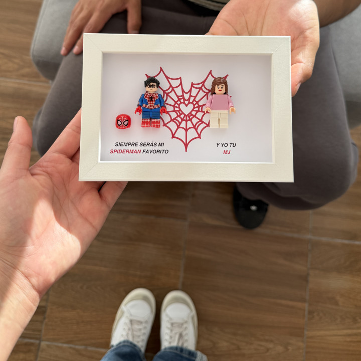 Cuadro lego pareja Spiderman y MJ