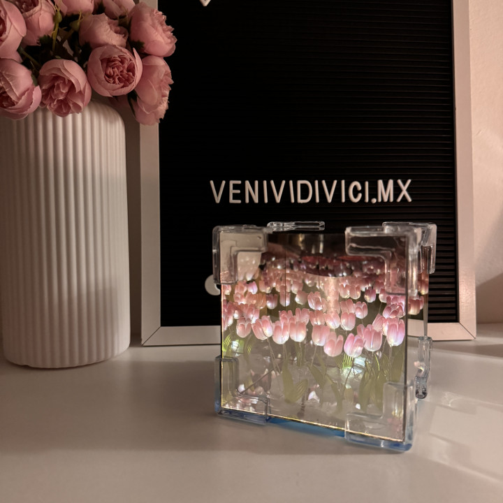 Lámpara tulipanes cubo