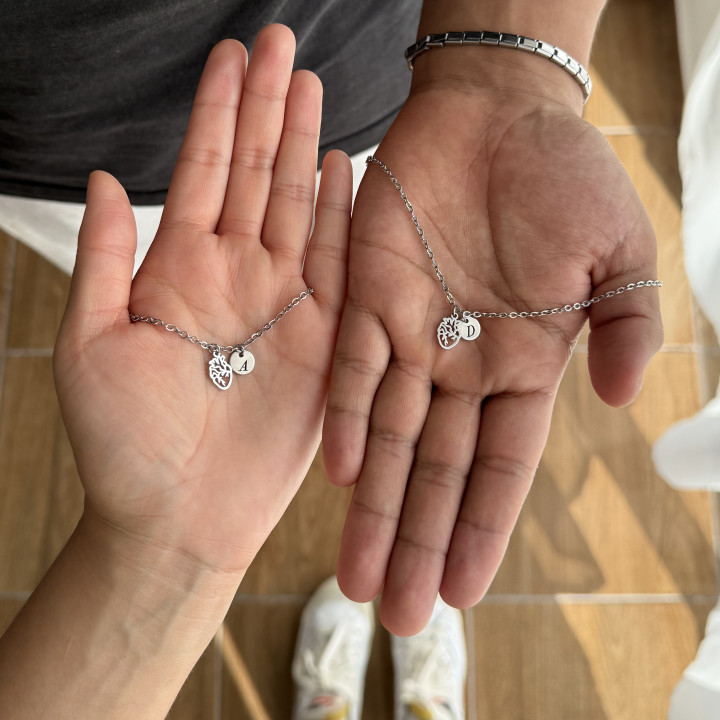 Collares corazón anatómico con inicial