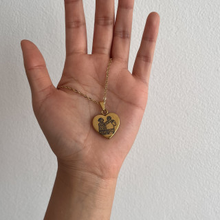 Collar corazón con grabado