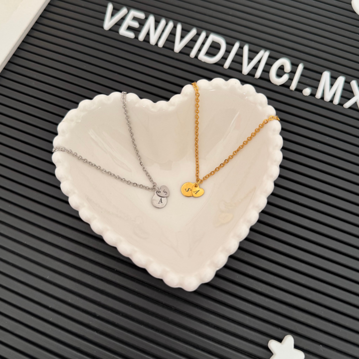 Collar iniciales corazón y circulo