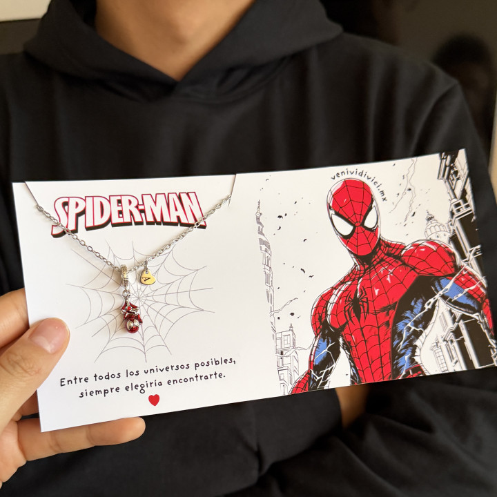 Collar Spiderman con inicial