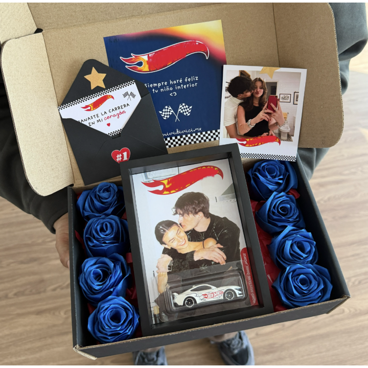 Set flores y cuadro coche