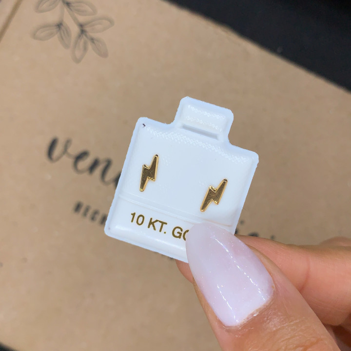 Broquel de oro rayo♡