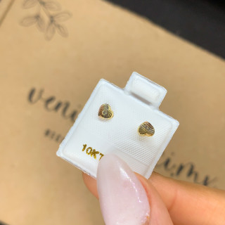 Broquel de oro corazón♡